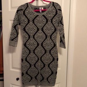 Black and silver sweater dress. 3/4 length sleeve.